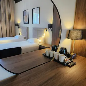 https://hotel-pirs.warsawhotelspoland.com